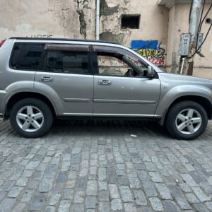 Nissan - X Trail